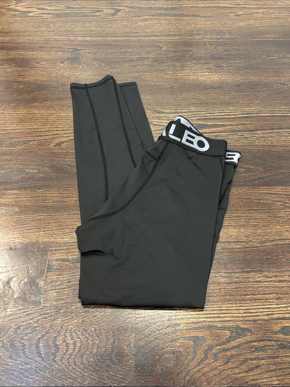 Telaleo Boys Black Athletic Leggings with Branded Elastic Waistband Size Large